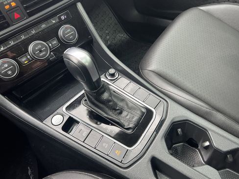 Used 2020 Volkswagen Jetta SEL image 23