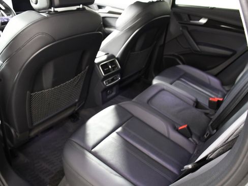 Used 2018 Audi Q5 2.0T Premium Plus w/ Premium Plus Package image 27