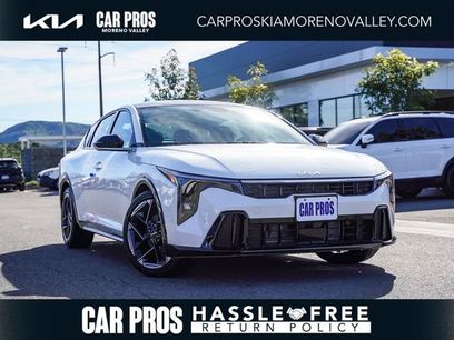 New 2026 Kia K4 GT-Line w/ GT-Line Sunroof Package