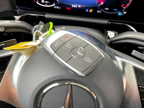 Certified 2025 Mercedes-Benz GLA 250 image 10