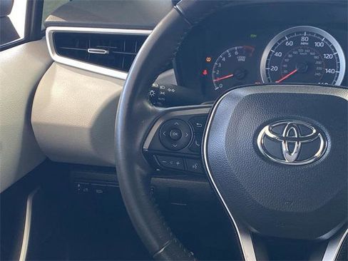 Certified 2021 Toyota Corolla SE w/ SE Premium Package FWD image 29