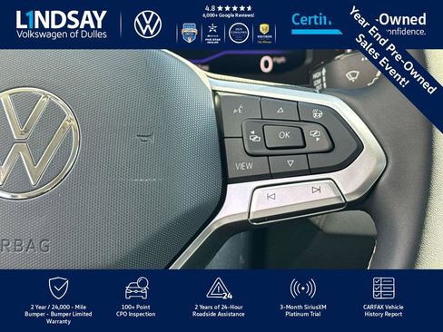 Certified 2022 Volkswagen Taos SEL w/ Panoramic Sunroof Package image 23