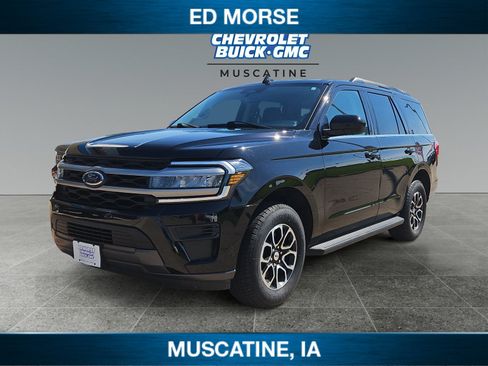 Used 2024 Ford Expedition XLT AWD/4WD image 1
