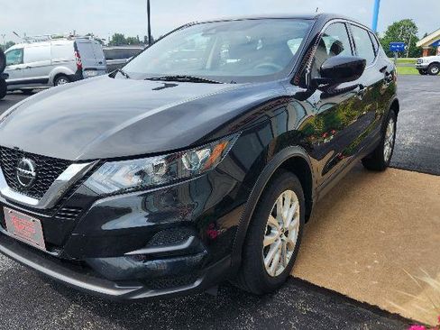 Used 2022 Nissan Rogue Sport S AWD/4WD image 4
