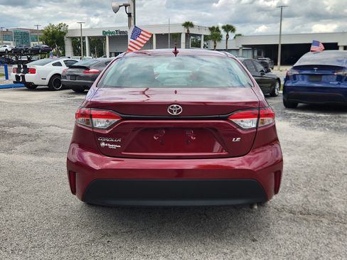 Used 2024 Toyota Corolla LE FWD image 7