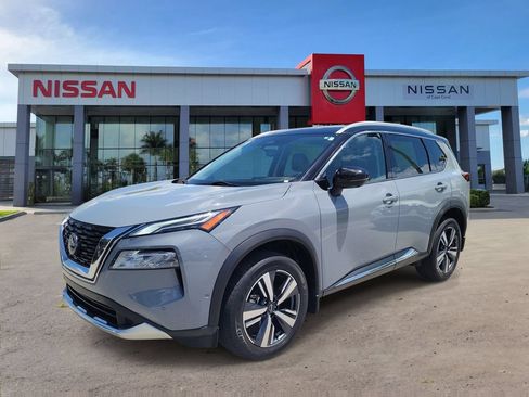 Used 2023 Nissan Rogue Platinum w/ Platinum Premium Package FWD image 5