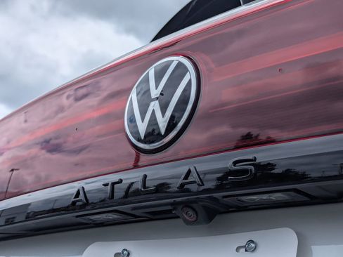 New 2026 Volkswagen Atlas Cross Sport SEL R-Line AWD/4WD image 35