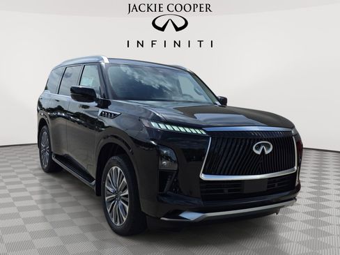 New 2026 INFINITI QX80 Luxe RWD image 3