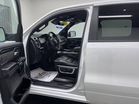 Used 2024 RAM 1500 Laramie AWD/4WD image 7