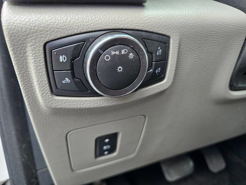 Used 2015 Ford F150 XLT w/ Equipment Group 302A Luxury AWD/4WD image 15