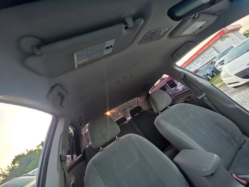 Used 2013 Toyota Corolla LE FWD image 21