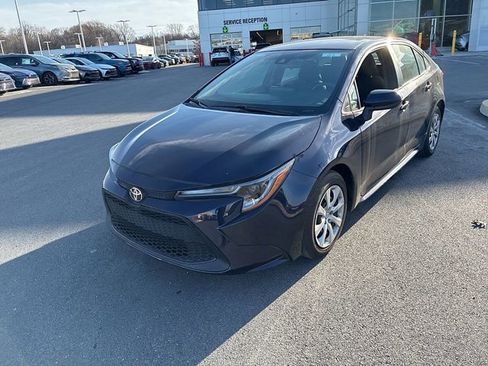 Used 2022 Toyota Corolla LE image 16