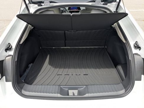 New 2025 Toyota Prius XLE FWD image 25