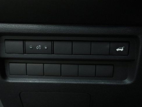 Used 2024 Mitsubishi Outlander SE FWD image 9