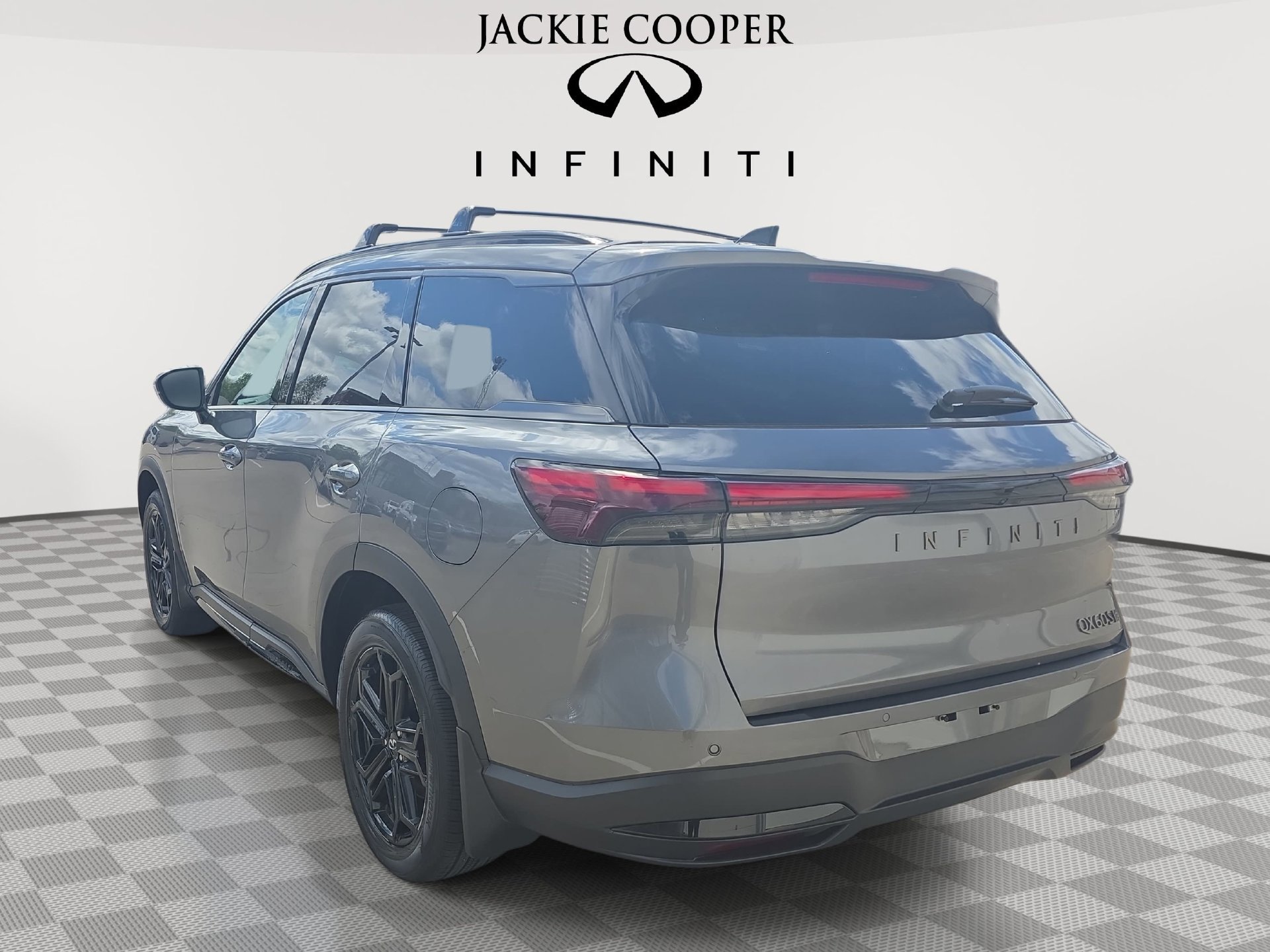Certified 2026 INFINITI QX60 Sport w/ Dark Cargo Package AWD/4WD image 7