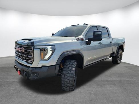 Used 2025 GMC Sierra 2500 AT4X w/ AT4X AEV Edition AWD/4WD image 3