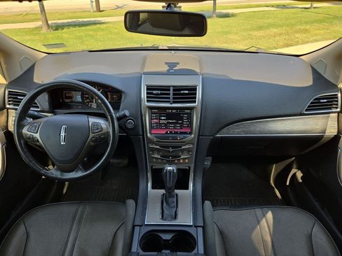 Used 2011 Lincoln MKX AWD w/ 102A Rapid Spec Order Code image 13