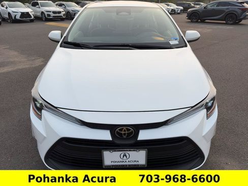 Used 2025 Toyota Corolla LE w/ LE Premium Package FWD image 2