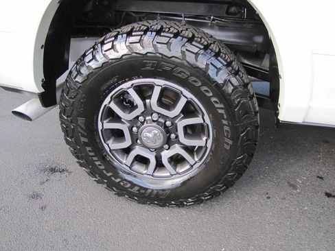 Used 2021 RAM 2500 Limited image 30