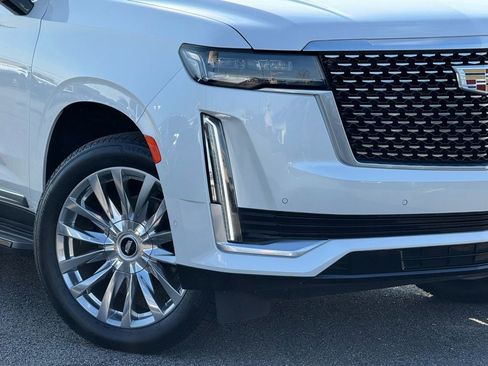 Certified 2023 Cadillac Escalade Premium Luxury w/ Performance Package image 11