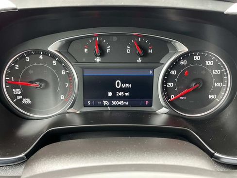 Used 2025 Chevrolet Blazer LT FWD image 39