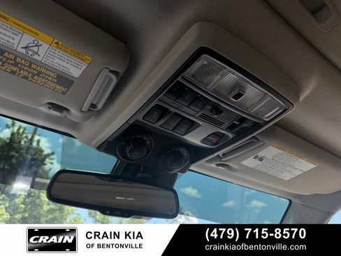 Used 2020 Toyota 4Runner Venture w/ Moonroof Package AWD/4WD image 20