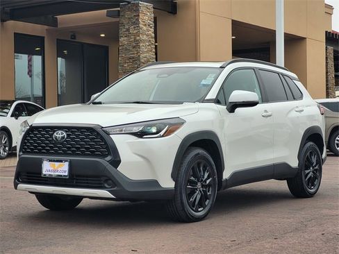 Certified 2023 Toyota Corolla Cross LE w/ Moonroof Package image 10