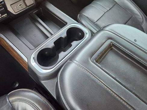 Used 2020 Chevrolet Silverado 3500 High Country w/ Technology Package AWD/4WD image 18