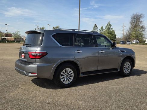 Used 2022 Nissan Armada SV w/ Cargo Package image 4