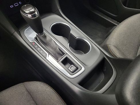Used 2021 Chevrolet Equinox LT FWD image 26