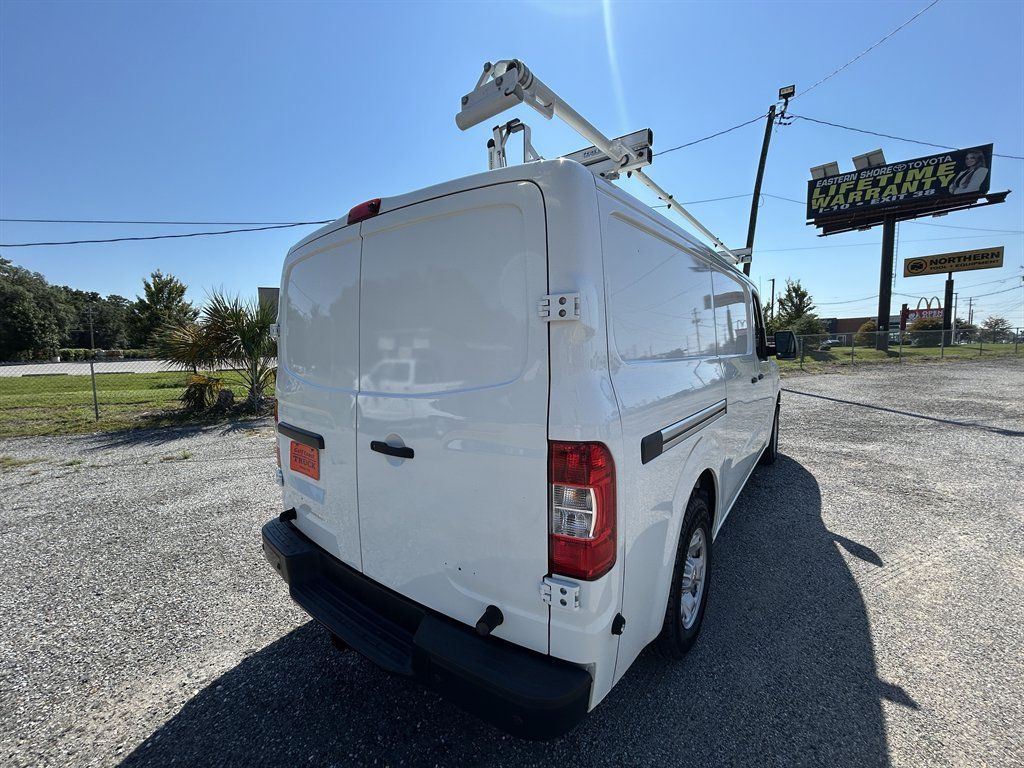 Used 2016 Nissan NV 2500 SV RWD image 5