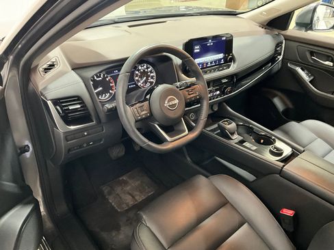 Used 2023 Nissan Rogue SL w/ SL Premium Package AWD/4WD image 14