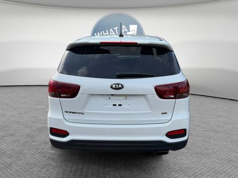 Used 2019 Kia Sorento AWD image 5