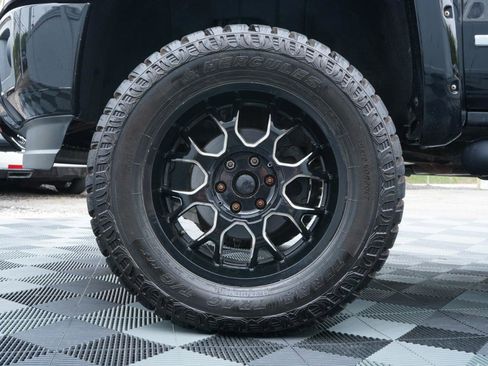 Used 2014 GMC Sierra 1500 SLE w/ All-Terrain Package AWD/4WD image 82