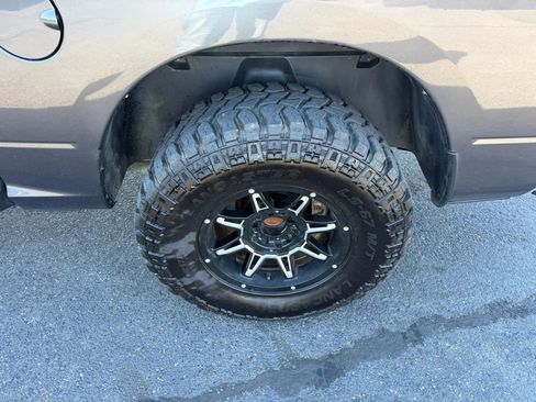 Used 2018 RAM 1500 Sport w/ Sport Premium Group image 20