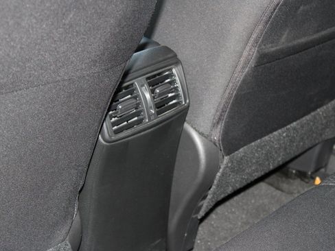 Used 2020 Nissan Rogue Sport S w/ Appearance Package image 18