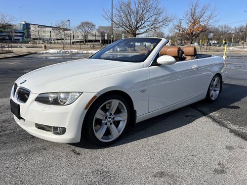 Used 2008 BMW 335i Convertible w/ Premium Pkg image 1