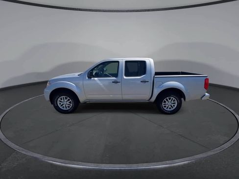 Used 2014 Nissan Frontier SV RWD image 5
