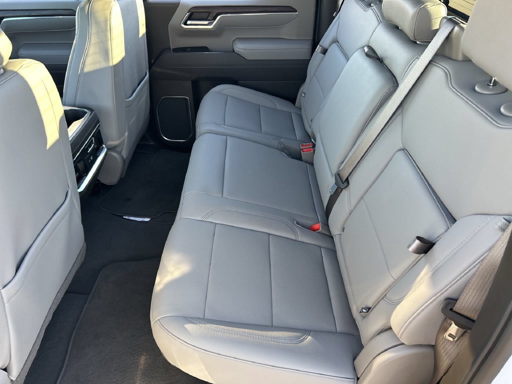 Used 2026 GMC Sierra 1500 SLT w/ SLT Premium Plus Package AWD/4WD image 25