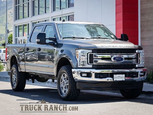 Used 2019 Ford F250 XLT w/ XLT Value Package AWD/4WD image 1