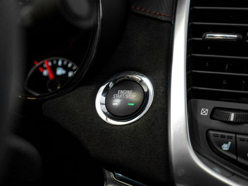 Used 2015 Chevrolet SS image 25