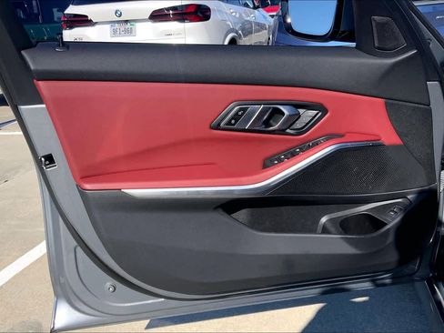 Certified 2023 BMW 330i Sedan image 26