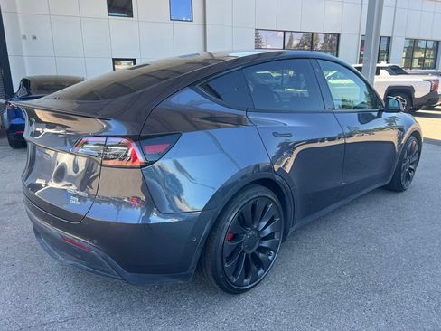 Used 2022 Tesla Model Y Performance AWD/4WD image 4