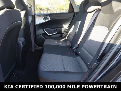 Certified 2025 Kia Soul LX image 22