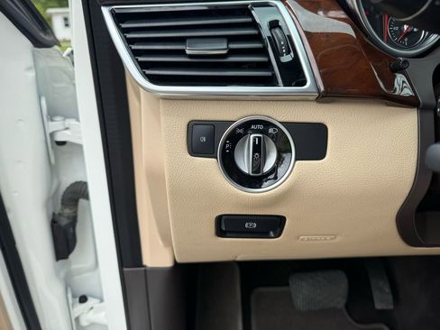 Used 2019 Mercedes-Benz GLS 450 4MATIC w/ Premium 1 Package image 20