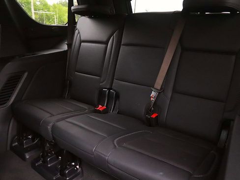 Used 2025 GMC Yukon Denali AWD/4WD image 17