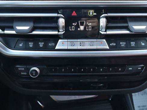 Used 2023 BMW X3 xDrive30i w/ Premium Package image 18