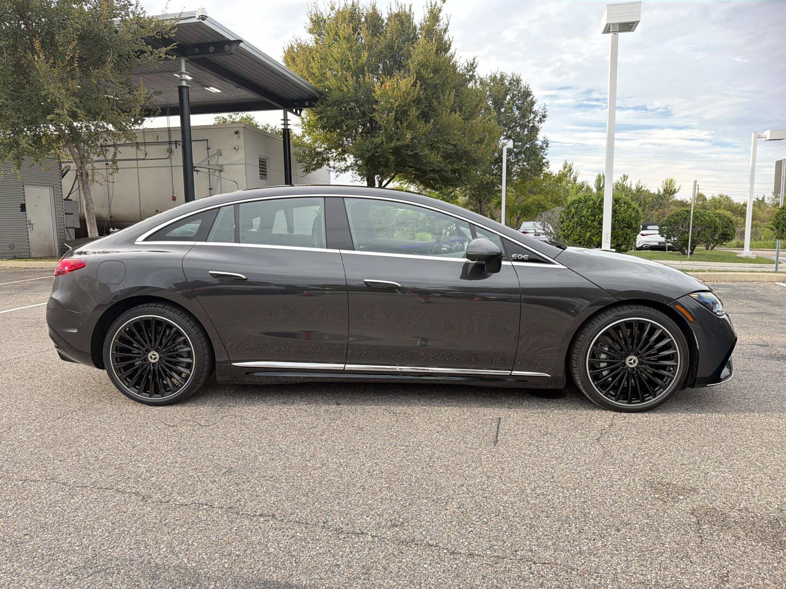 Certified 2024 Mercedes-Benz EQE 500 4MATIC Sedan image 2