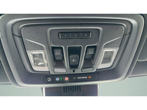 Used 2024 GMC Sierra 1500 AT4 w/ Technology Package AWD/4WD image 25