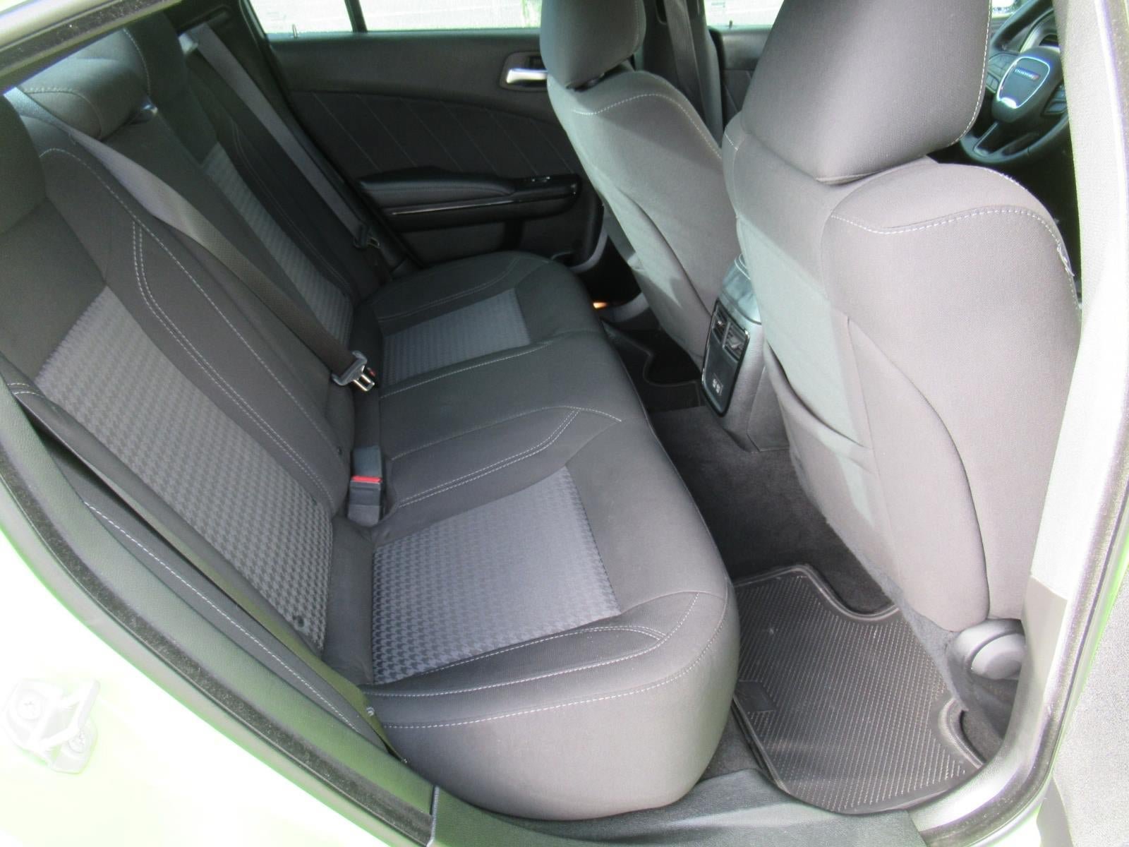 Used 2023 Dodge Charger SXT w/ Blacktop Package RWD image 28